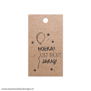 Kadolabel rechthoek 40x70 mm hoera jij bent jarig ballon kraft/zwart