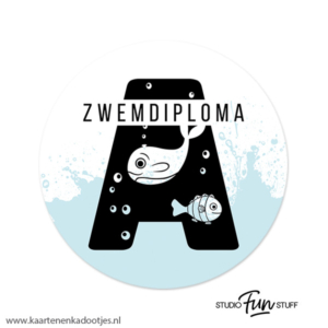 3 Stickers rond 64 mm zwemdiploma A vissen